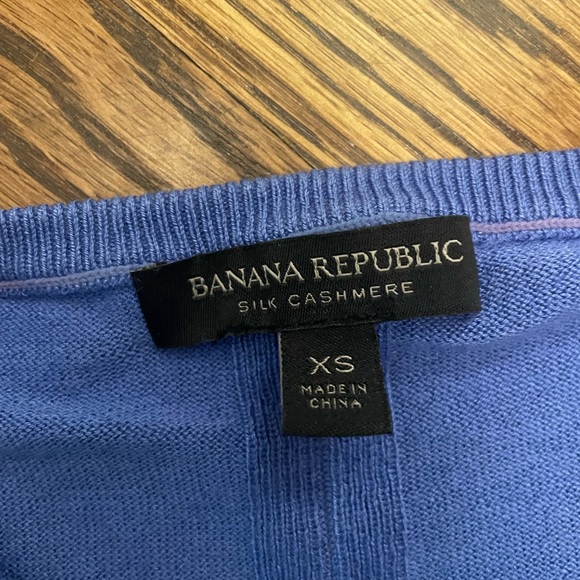 Banana Republic size XS silk cashmere sweater - Picture 3 of 3